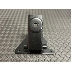 Sitzhalter für Lamborghini DL 45 / DL 36–40 | Schwarz pulverbeschichtet | Originalgetreue Halterung aus Stahl