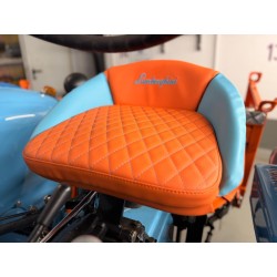 Cuscino Lamborghini trapuntato – arancione/blu con rombi