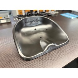 Sitzschale blank für Lamborghini R-Serie – unbehandelt & bereit zur individuellen Lackierung | Traktormanufaktur