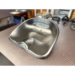 Sitzschale blank für Lamborghini R-Serie – unbehandelt & bereit zur individuellen Lackierung | Traktormanufaktur