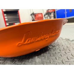 Seduta arancione verniciata a polvere – Ricambio per trattori Lamborghini | Traktormanufaktur