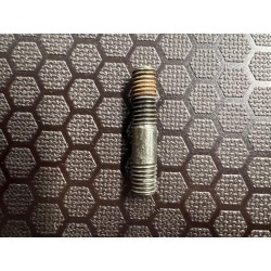 Prigioniero | Vite prigioniera M8x40 con gambo per trattori