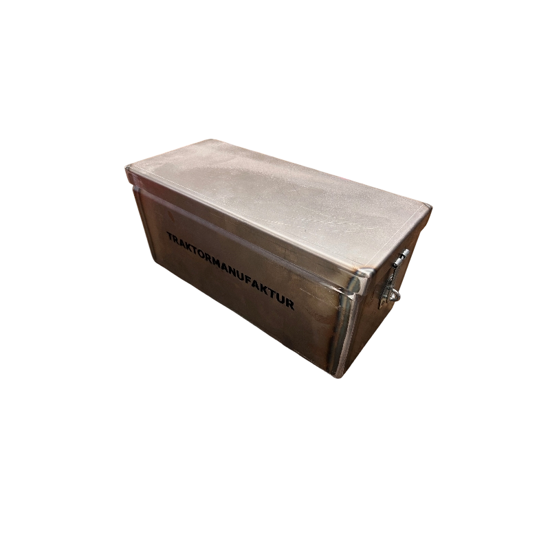 Werkzeugbox aus Stahl – Traktormanufaktur Design mit gelasertem Schriftzug