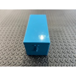 Cassetta per Attrezzi Traktormanufaktur Blu Verniciata a Polvere con Scrittura Laser | Esclusiva da Traktormanufaktur